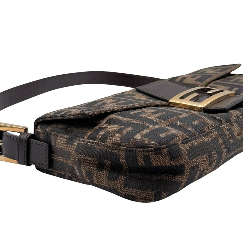 •SOLD•Vintage FENDI Zucca Baguette with Rare Gold Hardware - Picture 5 of 11